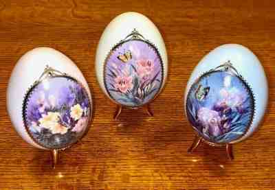 UNIQUE GIFT - PORCELAIN EGG SET from DANBURY MINT - BUTTERFLY GARDEN ARTWORK
