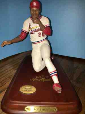 Attention Baseball Fans! Amazing lifelike sculpture honoring Lou Brock!