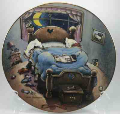 Bed Hog By Gary Patterson The Danbury Mint Plate #F4395 Patterson Pug 8”