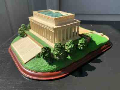 The Danbury Mint Lincoln Memorial United States Sculpture Statue Replica Model 