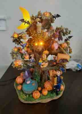 WINNIE THE POOH'S Danbury Mint Lighted Haunted Halloween TREE RARE & VHTF!!
