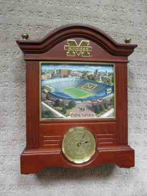 DANBURY MINT UNIVERSITY OF MICHIGAN STADIUM MANTLE CLOCK BEAUTIFUL!!
