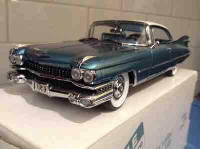 DANBURY MINT  -  1959 CADILLAC COUPE DE VILLE