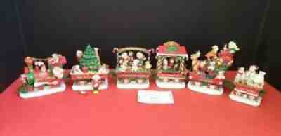 6 PC DANBURY MINT BULL DOG CHRISTMAS EXPRESS TRAIN Set BULLDOG One Fig. AS IS
