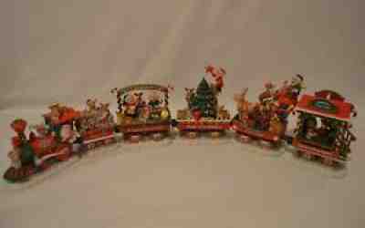 Danbury Mint Corgi Dog Christmas Express Train In Styrofoam Box