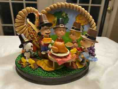 Danbury Mint Peanuts Snoopy "Happy Thanksgiving Charlie Brown" Sculpture