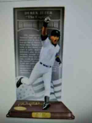 Danbury Mint The Derek Jeter Hall of Fame Sculpture in PINSTRIPES 2853 of 5000