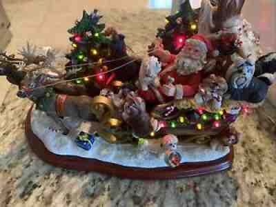 Danbury Mint Shih Tzu Dog Christmas Santa Sleigh Lighted Figurine Retired