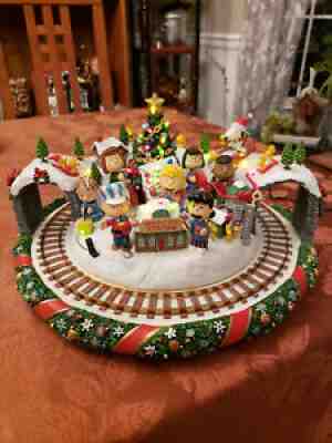 PEANUTS CHRISTMAS WONDERLAND TRAIN - DANBURY MINT