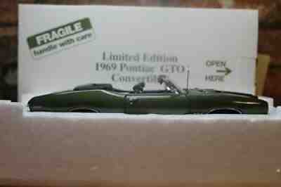 DANBURY MINT 1/24 SCALE 1969 PONTIAC GTO CONVERTIBLE LIMITED ED IN BOX NO TITLE
