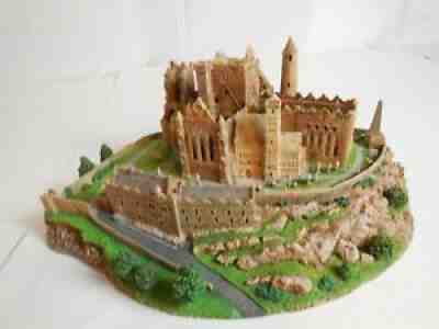 RARE!! The Danbury Mint "ROCK of CASHEL" Porcelain Hand Painted Castle/Fortress