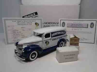 DANBURY MINT 1941 CHEVROLET 1940's MORTON DELIVERY TRUCK W/BOXES & DOCS BNIB