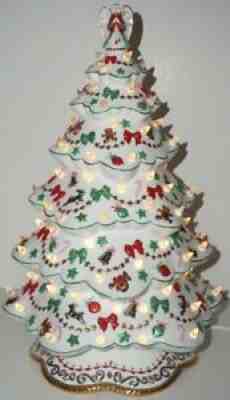 DANBURY MINT~Christmas Magic Lighted White Porcelain Tree~20" ~23KT gold trim!