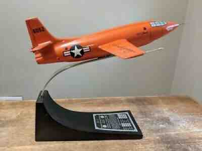 RARE Signed CHUCK YEAGER X-1 Model 1/32 Scale Plane Rocket Danbury Mint