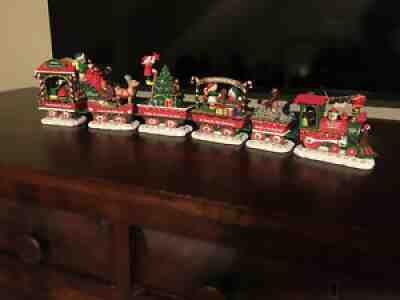 Danbury Mint Dachshund Christmas Express Never Used