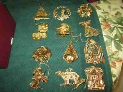 Set of 12 Danbury Mint 2015 Gold Christmas Ornaments with Box