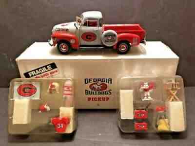 DANBURY MINT 1953 CHEVROLET PICKUP GEORGIA BULLDOGS W/ TAILGATING ACCESSORIES