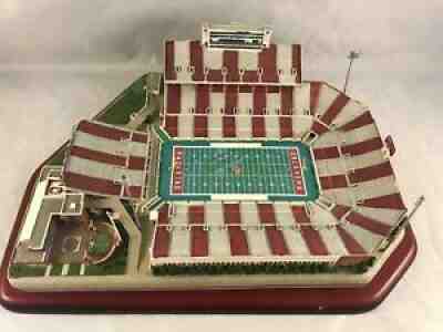 Danbury Mint Oklahoma Sooners Memorial Stadium Replica Scale Model Very Nice