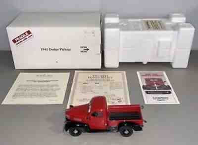 *N* Danbury Mint 1941 Dodge Pickup Truck 1:24 Scale Diecast Car â??41 ~MINT~