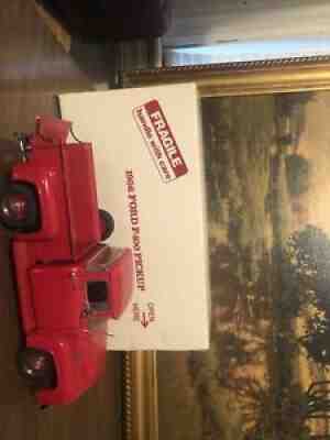 Danbury Mint 1956 Ford F-100 Pickup 1:24 Diecast Model w/ Papers and box