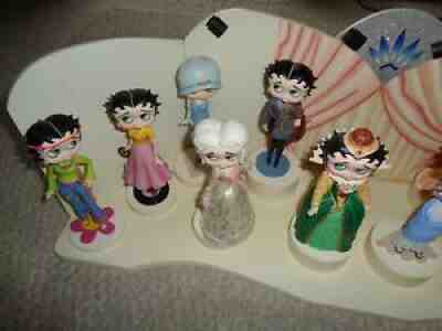 Betty Boop Fashions Through the Ages Danbury Mint complete with display COA A790