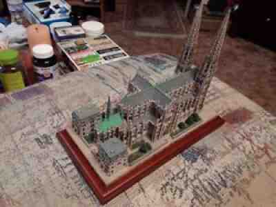 Large Danbury Mint St. Patrick's Cathedral Historic Catholic Churches Sculpture