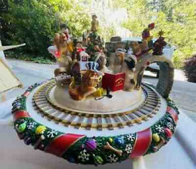 Danbury Mint SHIH TZU Dog Christmas Wonderland Display Lighted Train(Rare)