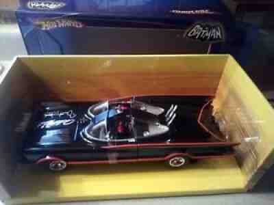 Danbury Mint Signature Edition Batmobile 1:18 Signed By Adam West and Burt Ward