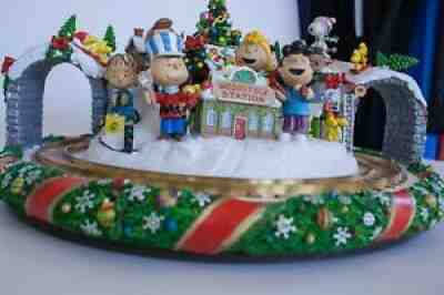 Danbury Mint Peanuts Christmas Wonderland Train Set Charles Schulz Collectible