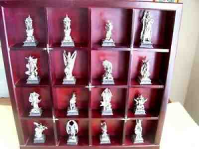Army Of Darkness Danbury Mint Pewter Chess Set 16 Piece Swarovski & Display Case