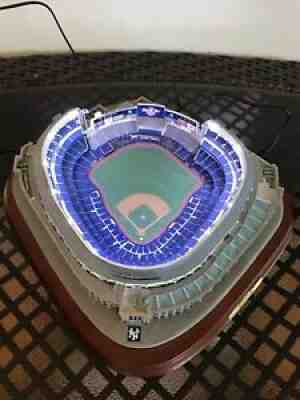 DANBURY MINT Yankee Stadium Opening Day Stadium Replica
