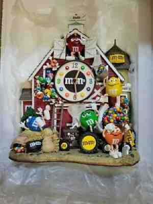 Danbury Mint M&M Farm Clock 2005