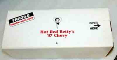 DANBURY MINT BETTY BOOP "HOT RED" 1957 CHEVROLET BEL AIR CAR 1:24 EXCELLENT