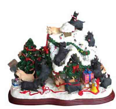 Danbury Mint Scottish Terrier Christmas Dog House