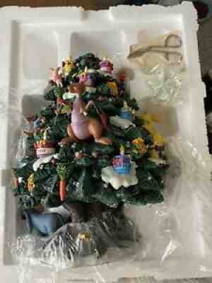 Retired Danbury Mint Winnie the Pooh Lighted Christmas Tree. Rare