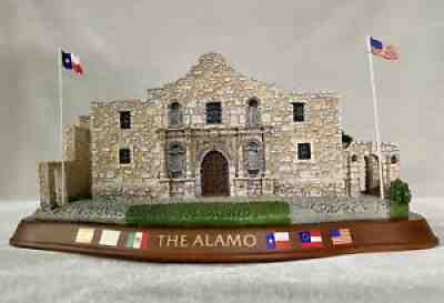 Danbury Mint THE ALAMO Building Replica Figurine San Antonio TX Souvenir RARE