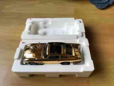 Aston Martin James Bond 007 DB 5 22KT gold, Danbury Mint , 1:24