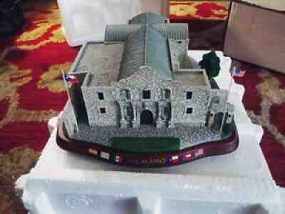 Danbury Mint THE ALAMO Building Replica. San Antonio TX. RARE!!!