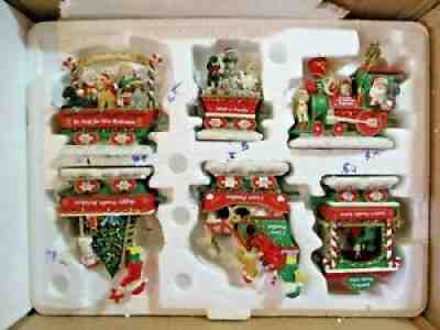 Danbury Mint Poodle Christmas Express Train 6 Cars Retired SN 3437 Holiday Dog