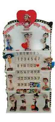 Danbury Mint Betty Boop â??Boopin Through The Yearsâ? Perpetual Calendar