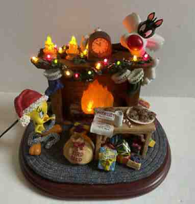 The Danbury Mint Tweety Bird Christmas Hearth Light Up Display - Rare!