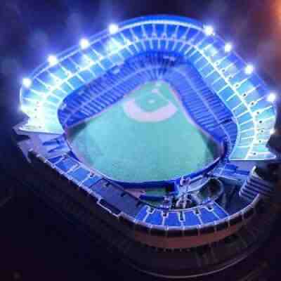 Danbury Mint NY Yankees Night Game At Yankee Stadium Light Up Stadium Replica!!
