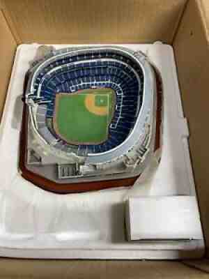 2009 New York Yankee Stadium Opening Day Limited Edition Danbury Mint Lights NEW