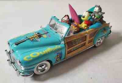 Garfield BEACH CAR 1948 Chrysler Town & Country Die Cast Car by Danbury Mint