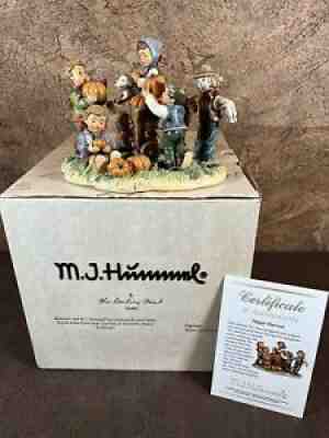 MI Hummel Danbury Mint â??Happy Harvestâ?? Figurine 2016
