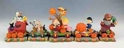THE DANBURY MINT PEANUTS HALLOWEEN FALL TRAIN COMPLETE SET D28