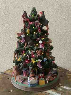 Danbury Mint Miniature Pinscher Min Pin Dog Christmas Tree Lighted Figurine