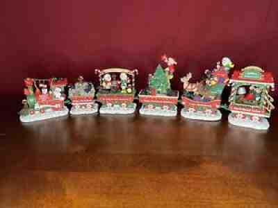 Danbury Mint â??The Dachshund Christmas Expressâ? Train Set - COMPLETE 6 Piece Lot