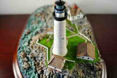 Danbury Mint Lighthouse Diorama- The Boston Light - Large Format - MIB w/ Title