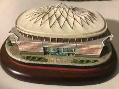 Danbury Mint Georgia Dome Replica Stadium - Atlanta Falcons - No Box No Coa